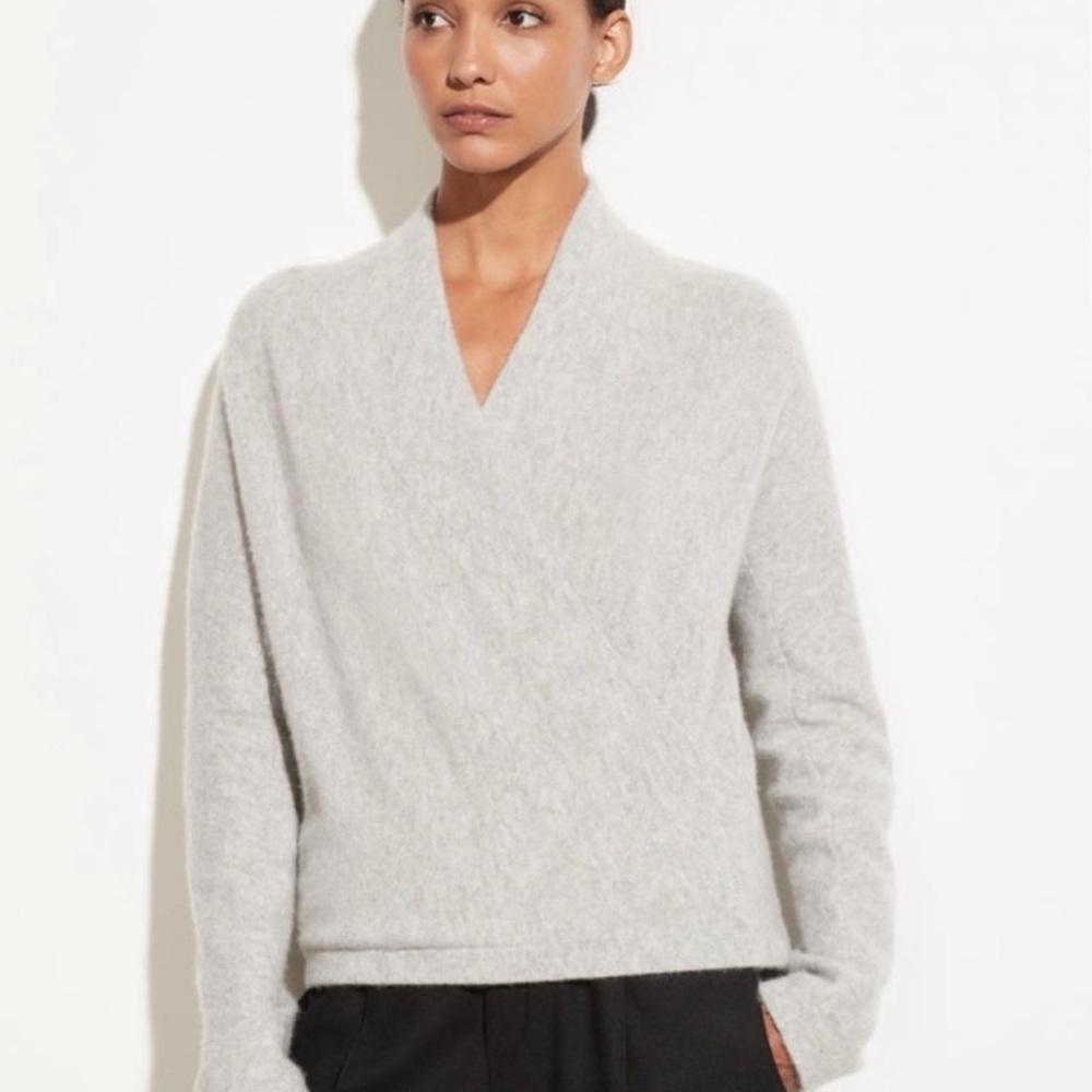 VINCE • Women’s Boiled Cashmere Wrap Front Grey Sweater Size Medium